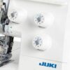 Juki MCS-1800 Bedienelemente und farbcodierte Fadenwege